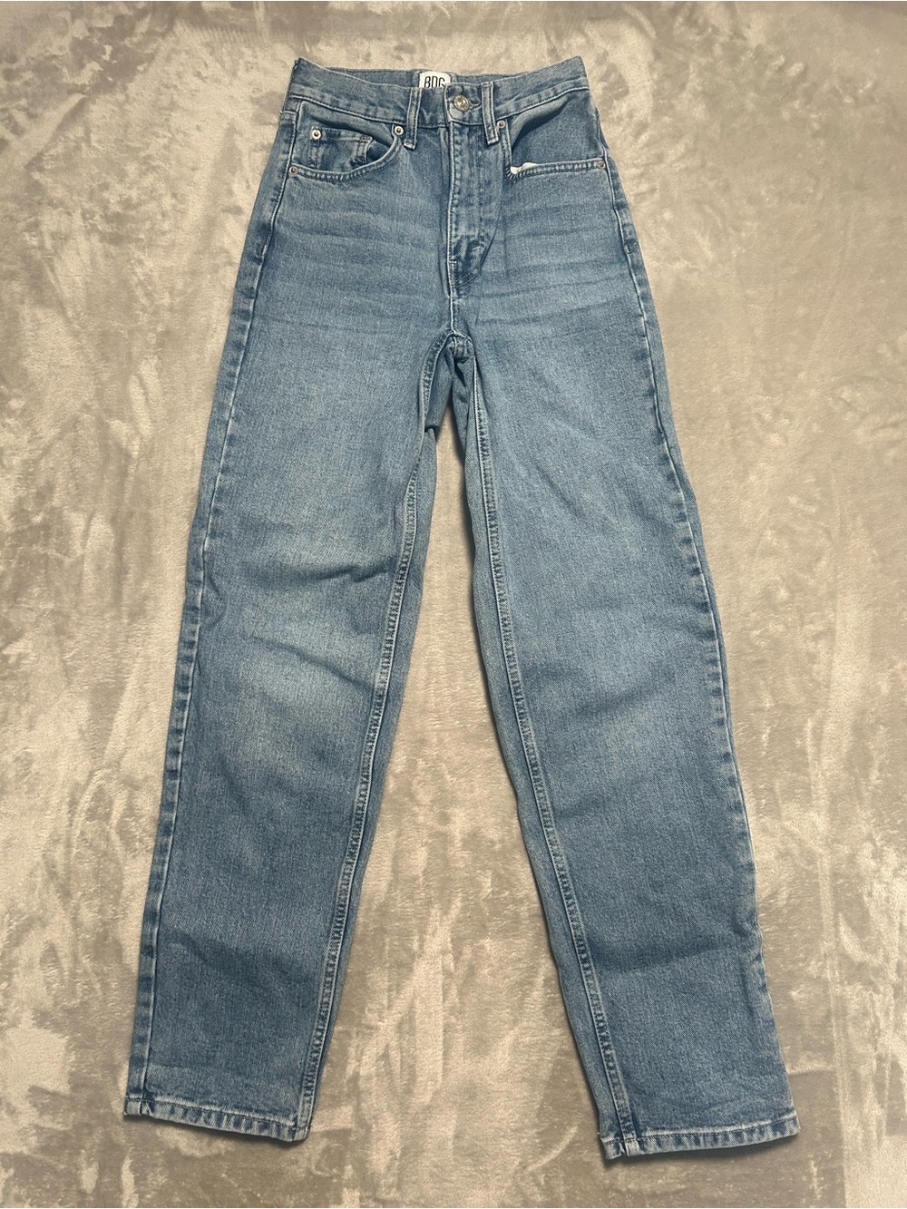 BDG High Rise Baggy Jeans Women’s 24 Light Wash Denim Urban Outfitters